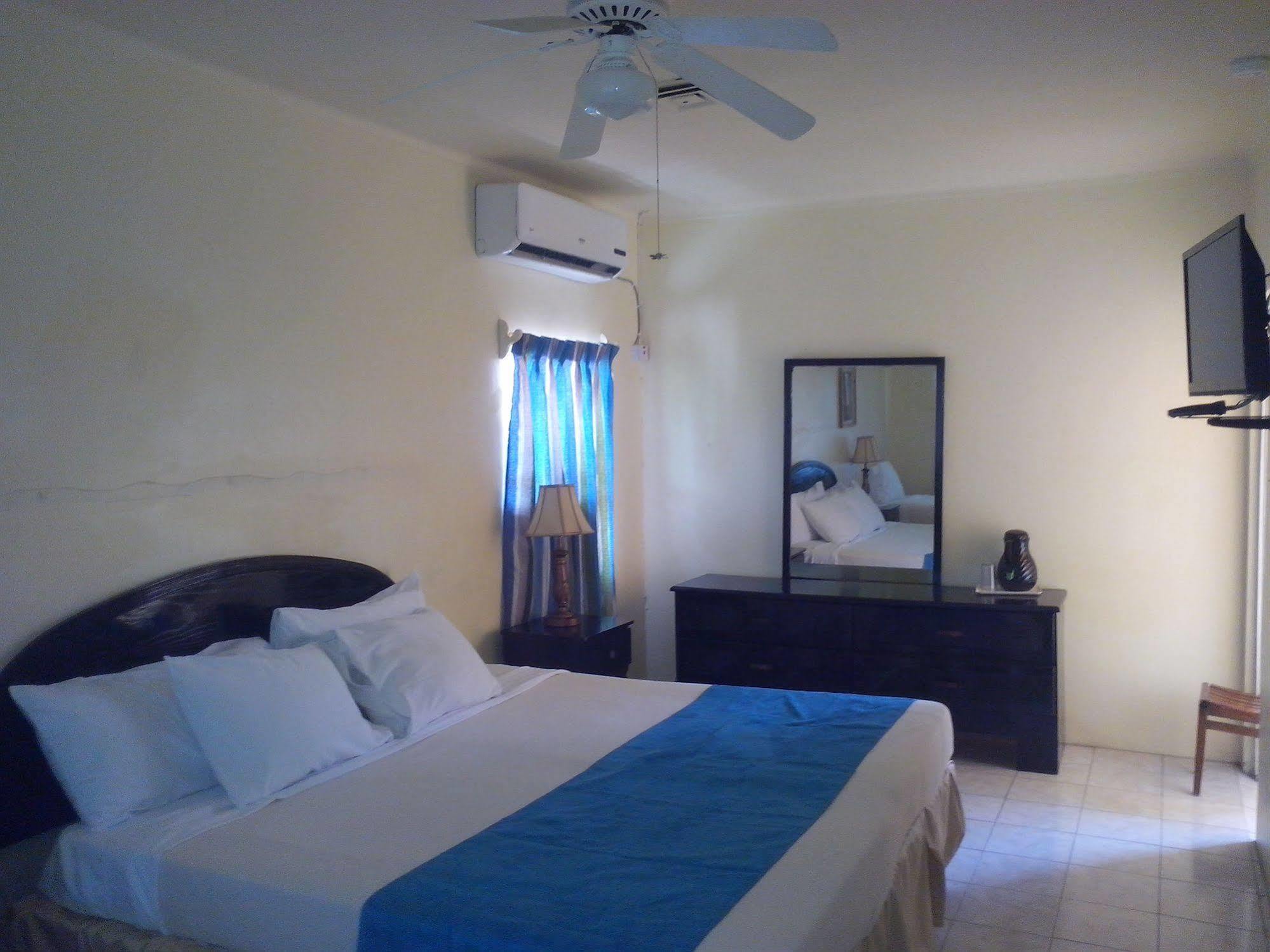 Casa Maria Hotel Port Maria Ngoại thất bức ảnh